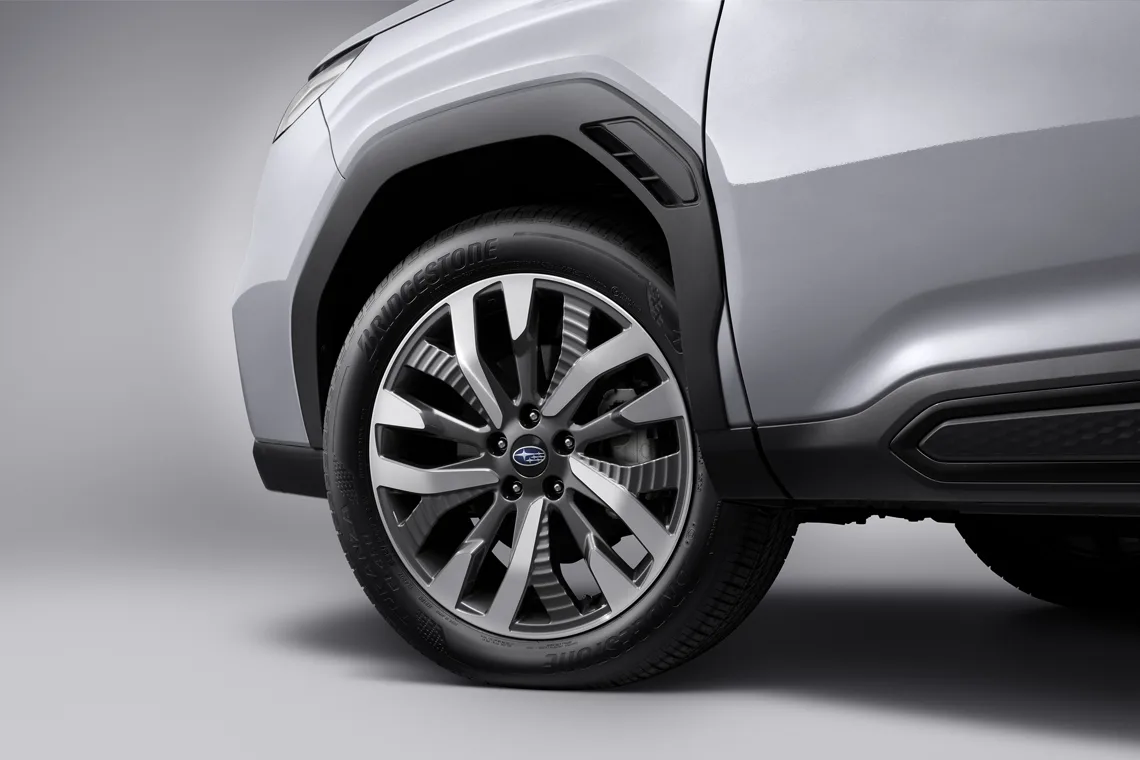18-inch multi-spoke Aluminium-Alloy Wheels